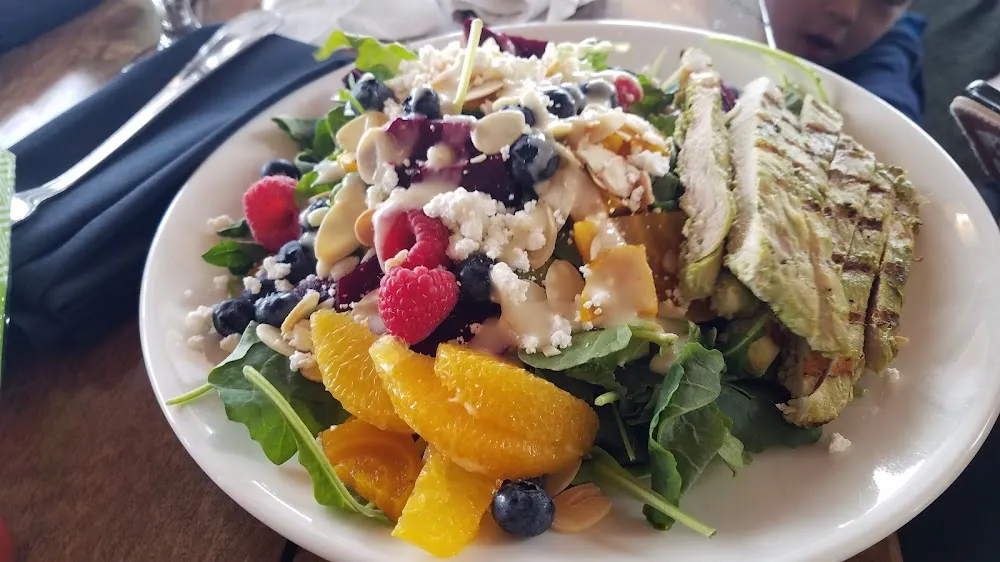 Kale & Beet Salad w Grilled Chicken